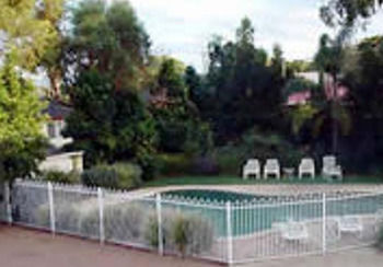 Lake Haven Motor 3* Gorokan